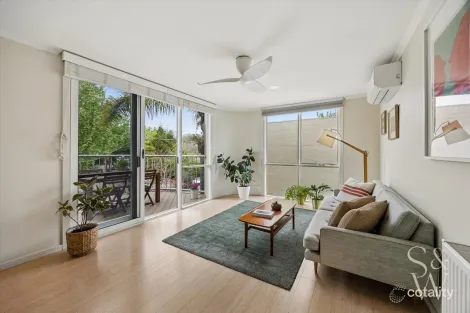 Property photo of 11/59-61 Ormond Esplanade Elwood VIC 3184