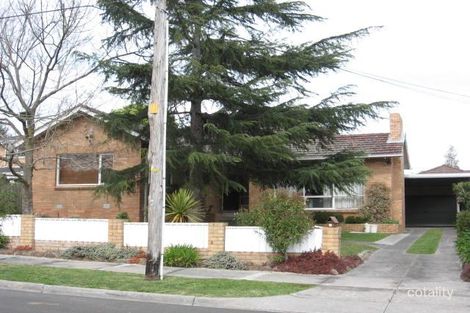 2 Meadow Cres, Mount Waverley, VIC 3149