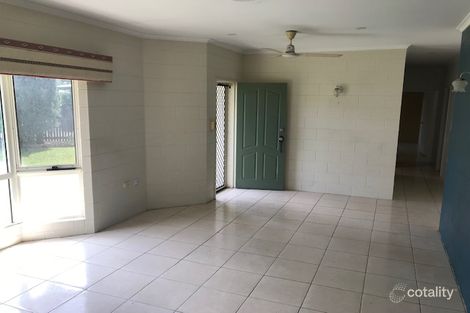 Property photo of 2 Bee Close Bentley Park QLD 4869