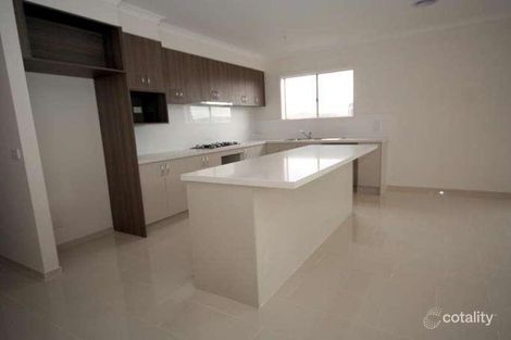 Property photo of 60 Bradford Drive Cranbourne East VIC 3977