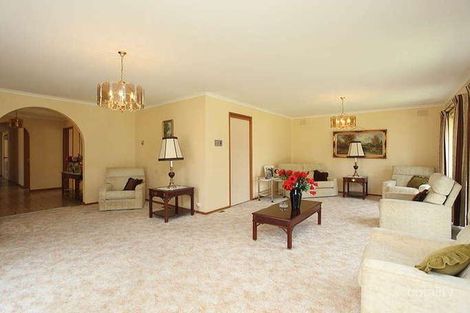 Property photo of 61 Corryong Crescent Taylors Lakes VIC 3038