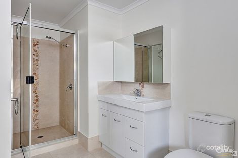 Property photo of 21 Dolphin Avenue Tin Can Bay QLD 4580