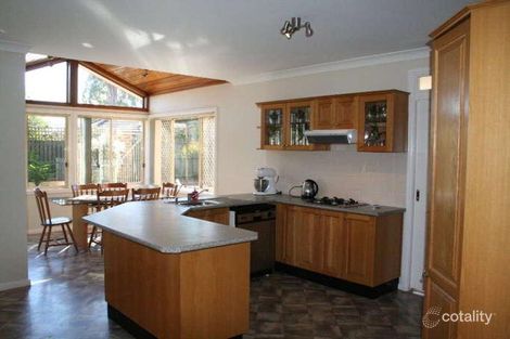 Property photo of 11 Lomond Court Wattle Grove NSW 2173