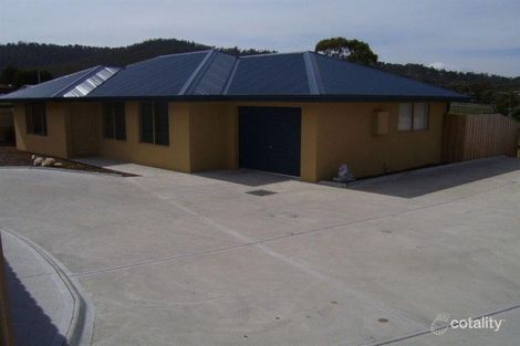 3/10 Yarraman Dr, Kingston, TAS 7050