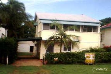 Property photo of 17 Queen Street Scarborough QLD 4020