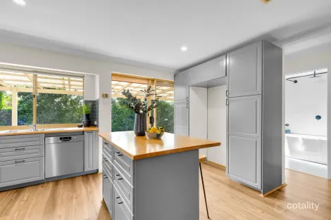 Property photo of 52A Alexandra Place Bentley WA 6102
