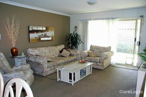 Property photo of 2/8 Rimu Place Nerang QLD 4211