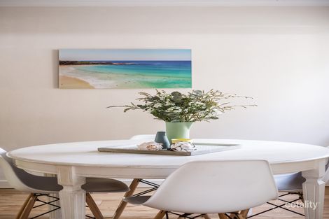 Property photo of 2/4 Campbell Parade Manly Vale NSW 2093