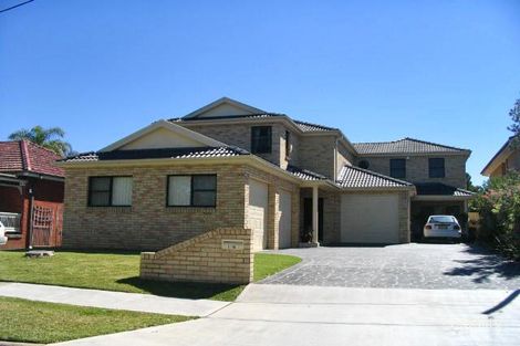 14 Donald St, Picnic Point, NSW 2213