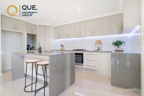 Property photo of 22 Craig Circuit Leneva VIC 3691