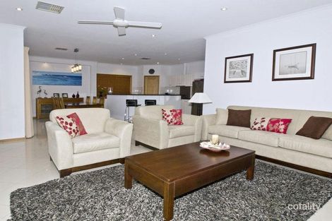 Property photo of 66 Britannia Parade Hindmarsh Island SA 5214