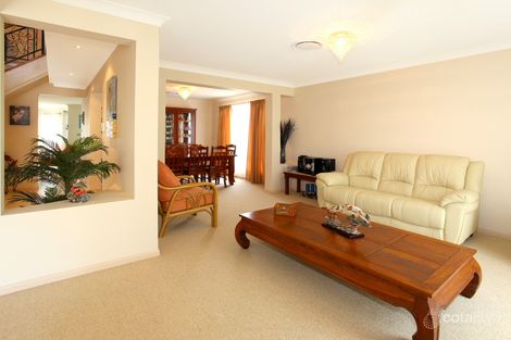 Property photo of 37 Highcrest Circuit Molendinar QLD 4214