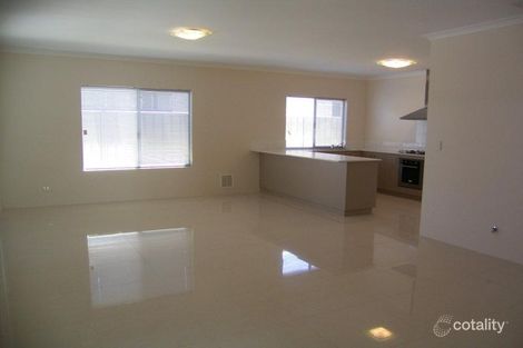 Property photo of 3B Princeton Circuit Aubin Grove WA 6164