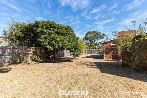 Property photo of 22 Roselyn Crescent Bentleigh East VIC 3165