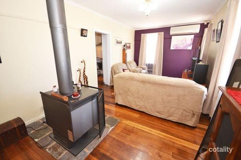 Property photo of 3 Clematis Avenue Wendouree VIC 3355