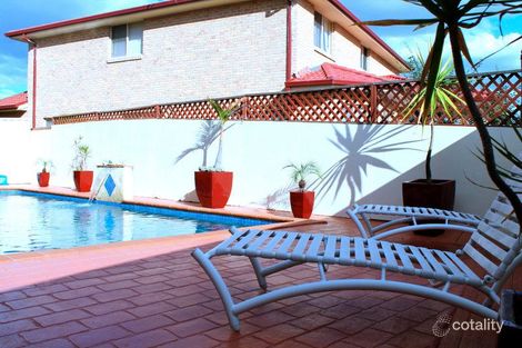 Property photo of 16 Thistle Circuit Green Valley NSW 2168
