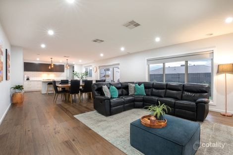 Property photo of 67 Canopy Avenue Alfredton VIC 3350