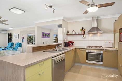 Property photo of 2 Ripon Court Mount Low QLD 4818