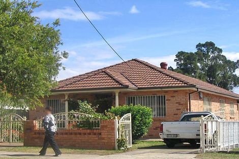 282 Waterloo Rd, Greenacre, NSW 2190