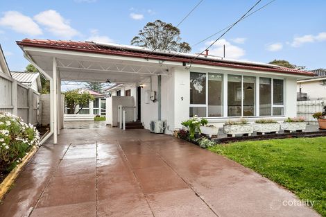Property photo of 9 Laurina Crescent Frankston North VIC 3200