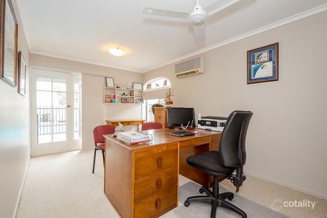 Property photo of 19 Hill Crescent West Gladstone QLD 4680