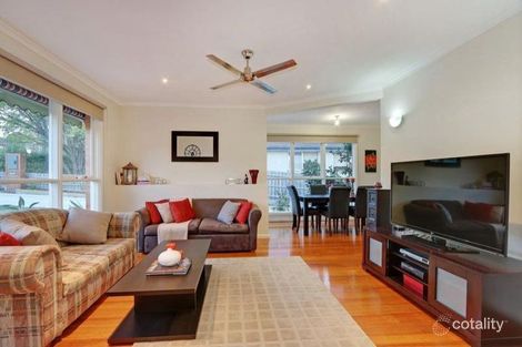 Property photo of 21 Numeralla Street Mooroolbark VIC 3138
