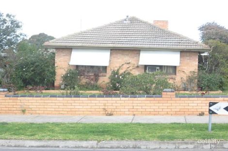 72 Whitelaw St, Reservoir, VIC 3073