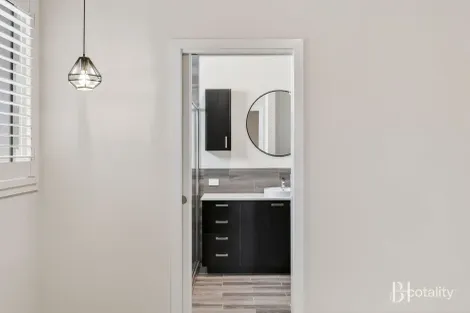 Property photo of 11 Craig Parry Drive Wallan VIC 3756