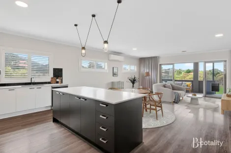 Property photo of 11 Craig Parry Drive Wallan VIC 3756