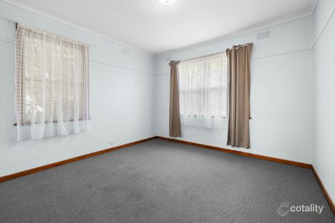 Property photo of 19 Marx Crescent Ararat VIC 3377