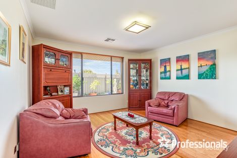 Property photo of 2 Rosette Place Piara Waters WA 6112