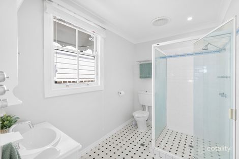 Property photo of 28 Bernhard Street Paddington QLD 4064