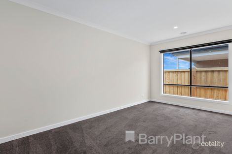 Property photo of 3 Cosgrove Street Tarneit VIC 3029