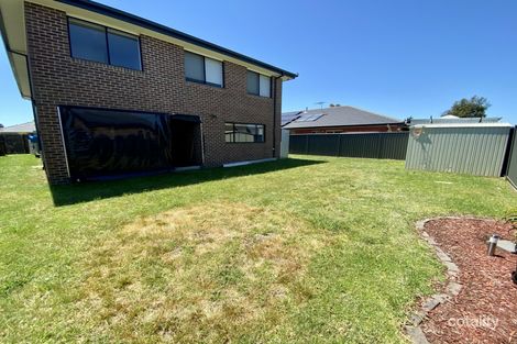 Property photo of 3 Bellsquarry Avenue Cranbourne East VIC 3977