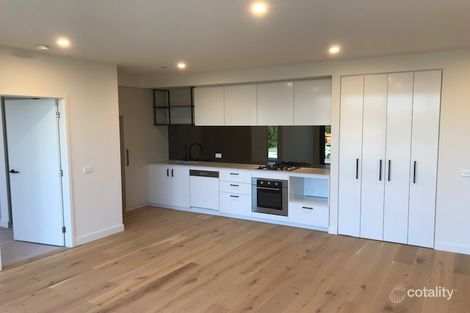 401/37-41 Warrigal Rd, Hughesdale, VIC 3166
