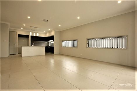 Property photo of 11 Storksbill Avenue Denham Court NSW 2565
