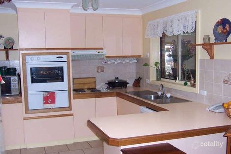 Property photo of 75 Balleroo Crescent Glenfield Park NSW 2650