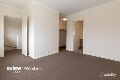 Property photo of 10 Allunga Way Werribee VIC 3030