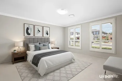 Property photo of 18 Shearer Place Colebee NSW 2761