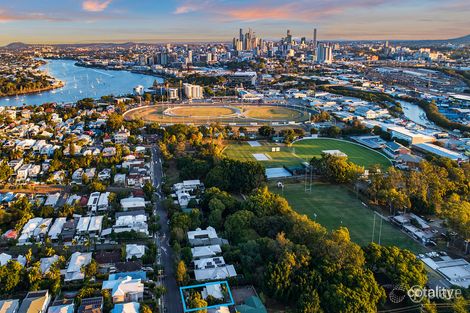 Property photo of 5 Royal Terrace Hamilton QLD 4007