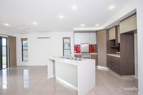 Property photo of 23 Woden Crescent Ooralea QLD 4740