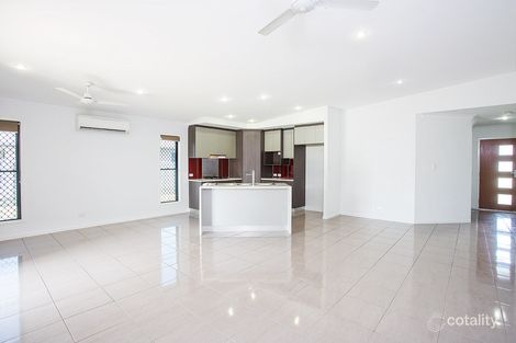 Property photo of 23 Woden Crescent Ooralea QLD 4740