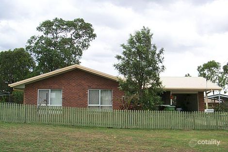 10 Ivey St W, Taranganba, QLD 4703