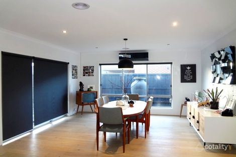 Property photo of 34 Aleman Green Mernda VIC 3754