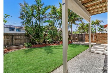 1/132-134 Cypress Tce, Palm Beach, QLD 4221