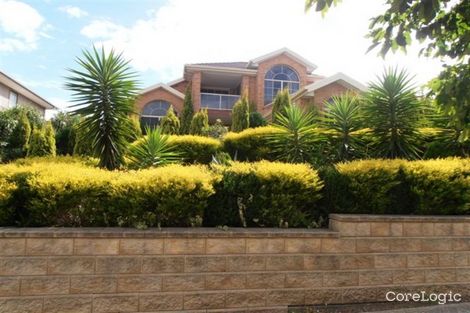 Property photo of 18 Highvale Crescent Berwick VIC 3806