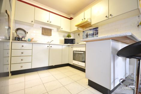 Property photo of 8/240-242 Targo Road Toongabbie NSW 2146