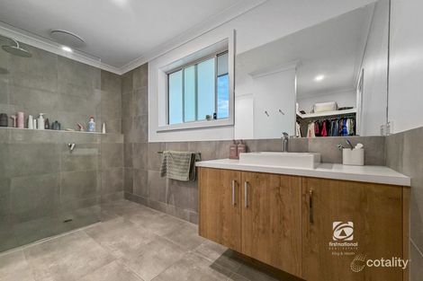 Property photo of 5 Archer Avenue Lucknow VIC 3875