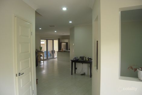Property photo of 2/97 Sanctuary Drive Forest Lake QLD 4078