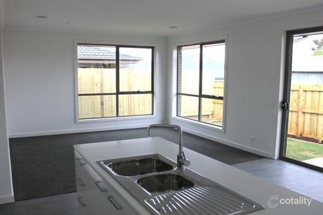 Property photo of 7 Kaths Way Somerville VIC 3912